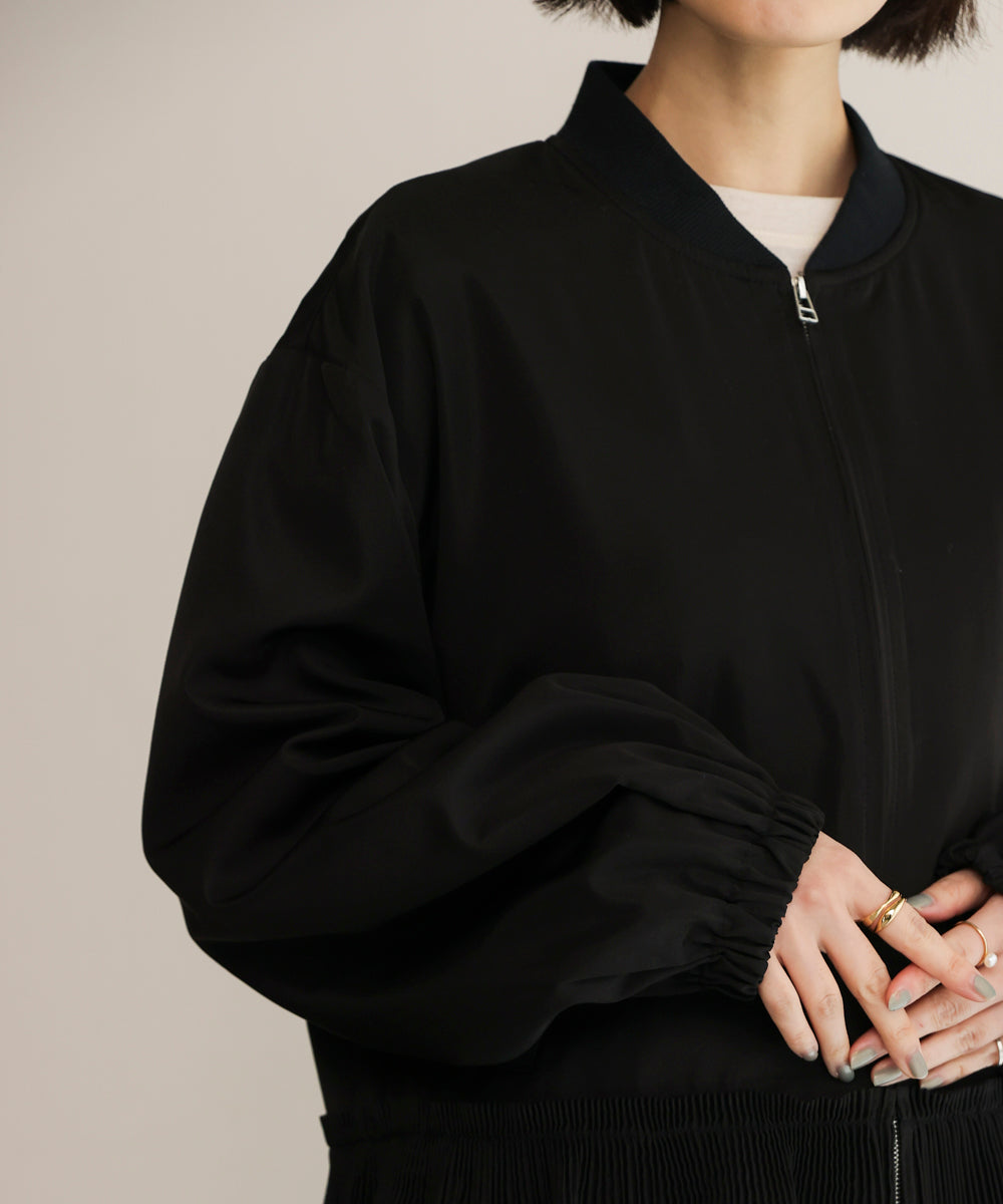 裾プリーツジャケット