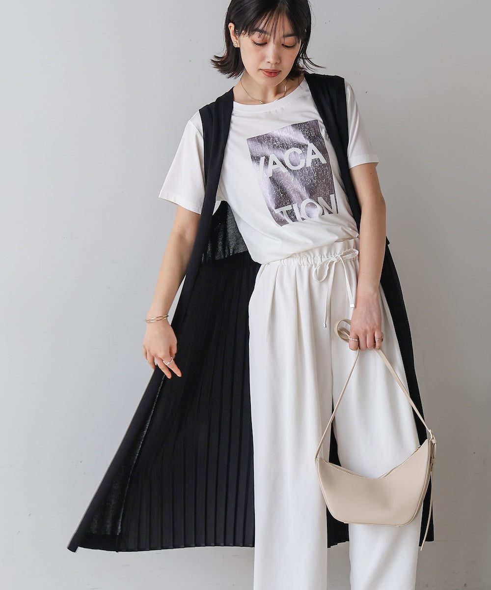 バックプリーツジレ