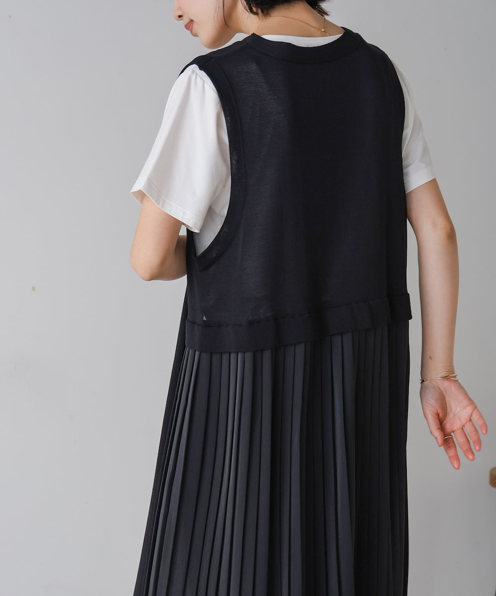 バックプリーツジレ
