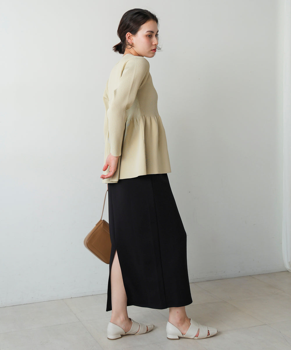 軽量ペプラムニットカーディガン