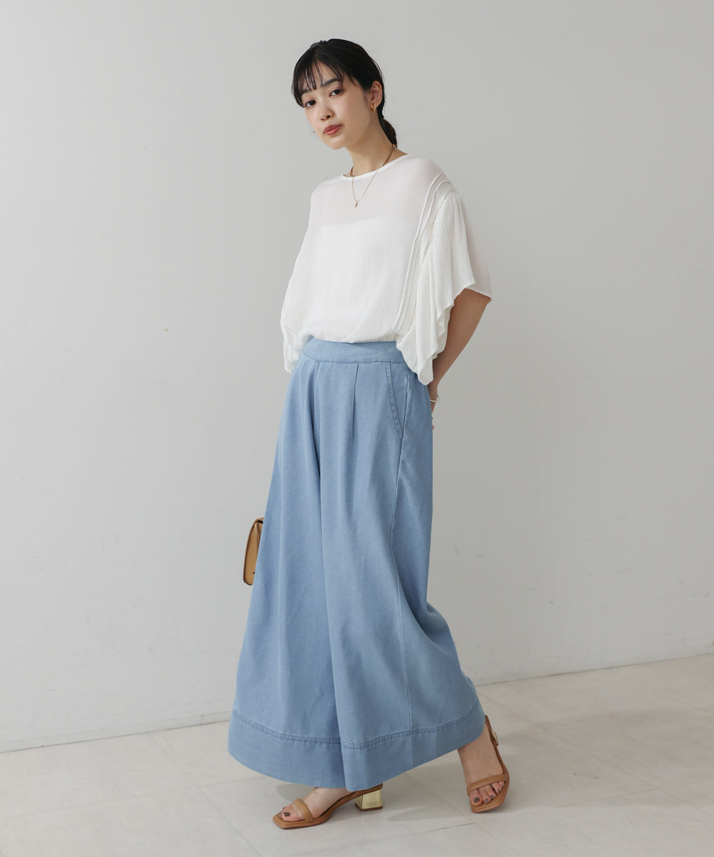 ライトデニムフレアパンツ