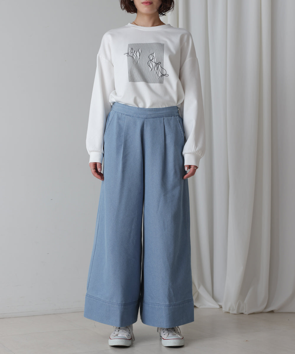 ライトデニムフレアパンツ