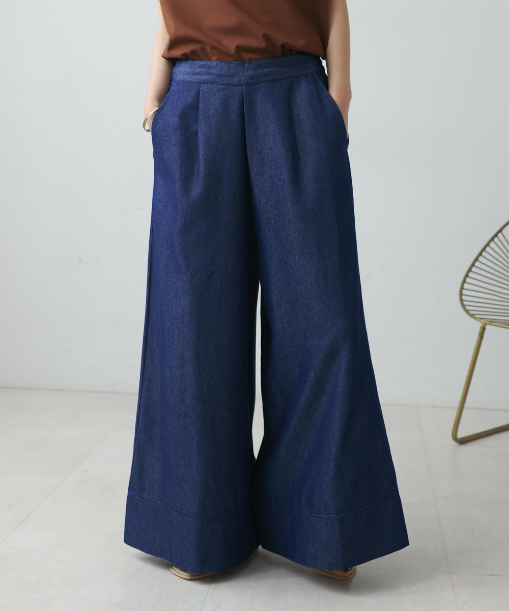 ライトデニムフレアパンツ