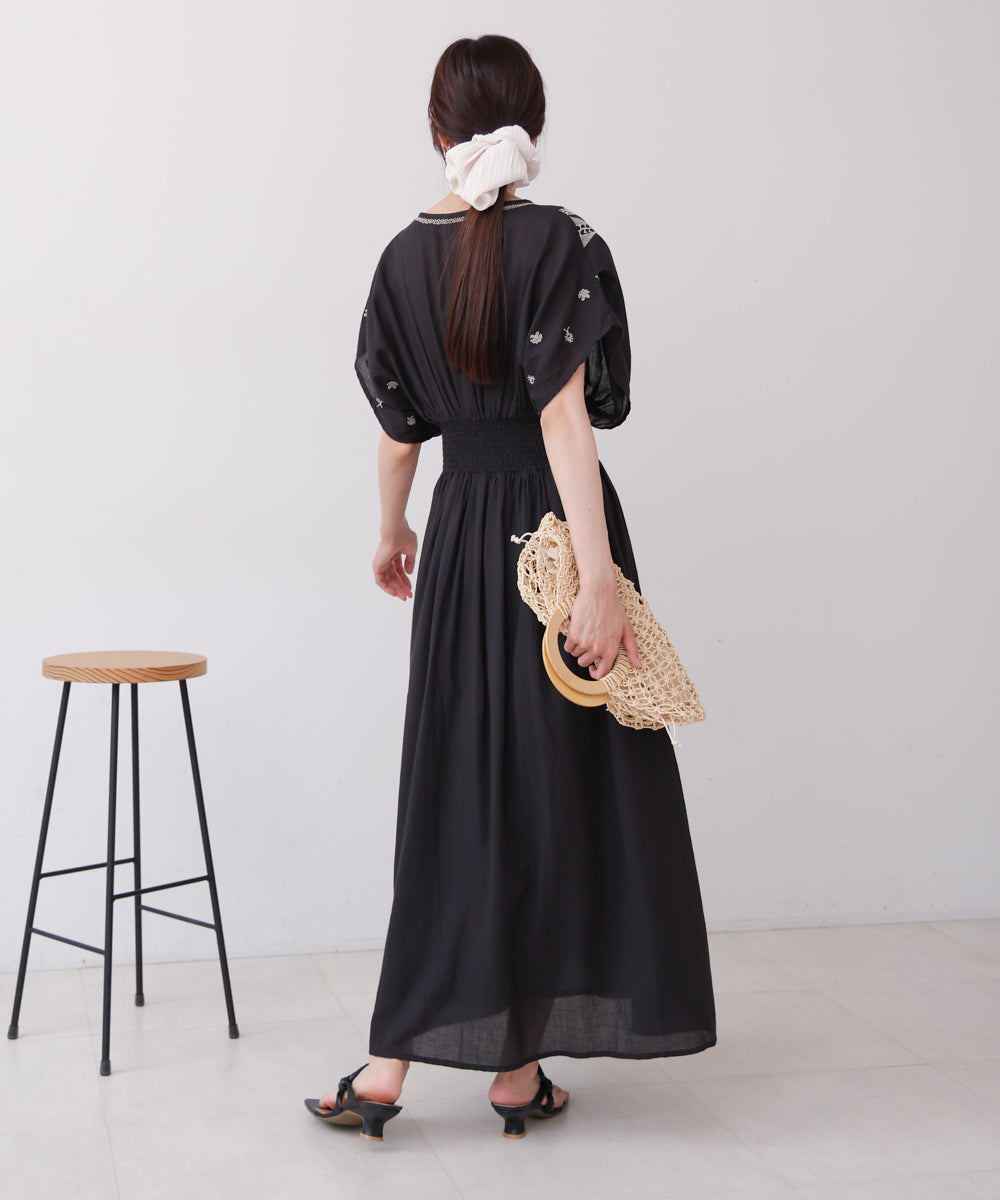 【S・Mサイズ展開】フロント刺繍ウエストシャーリングワンピース