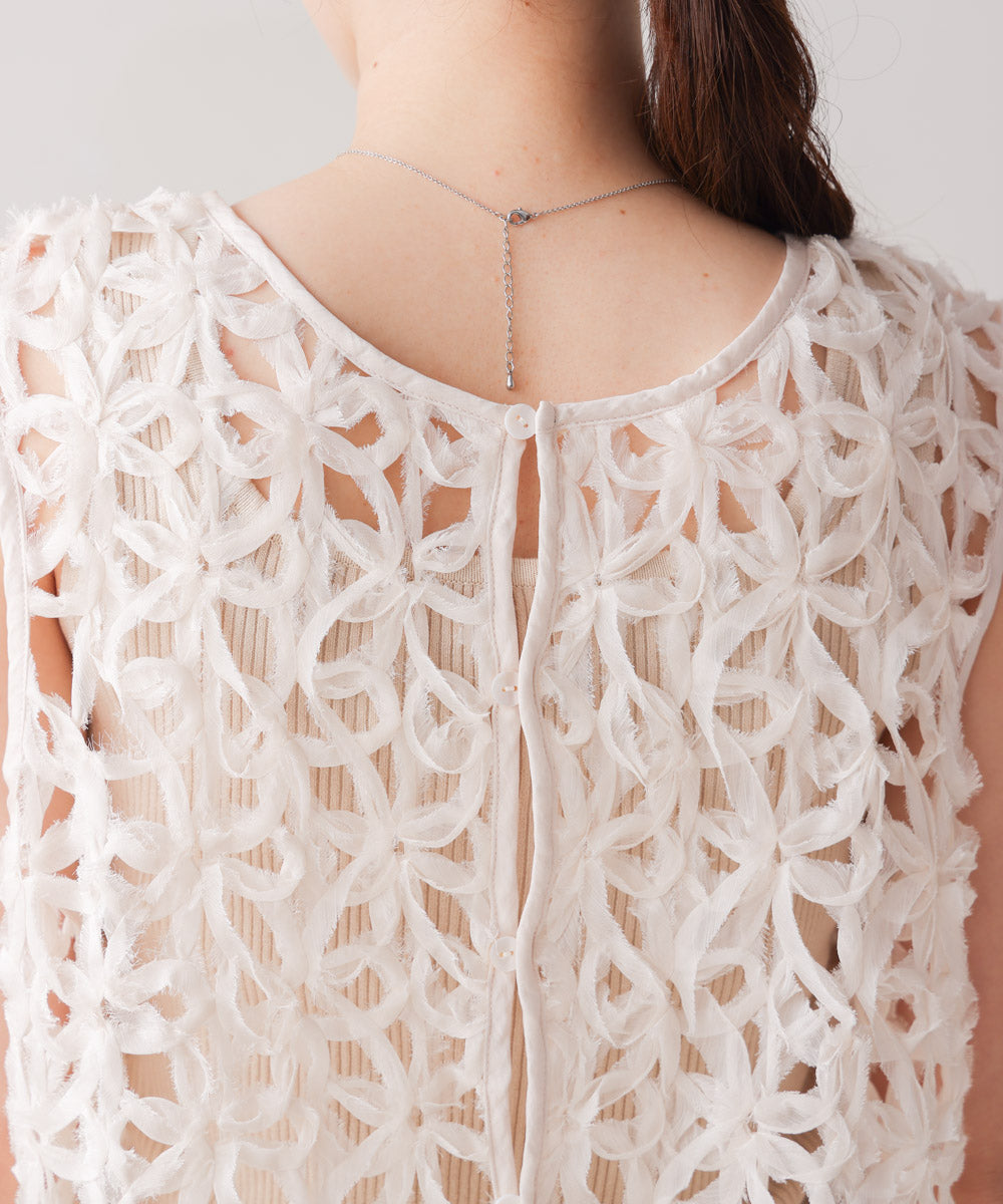 前後2WAYフラワーレースベスト