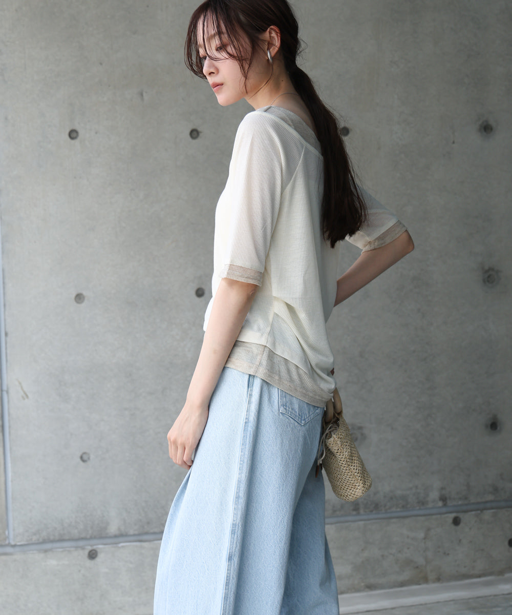 レイヤードオフショル風カットトップス