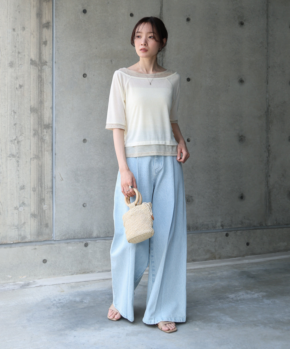 レイヤードオフショル風カットトップス