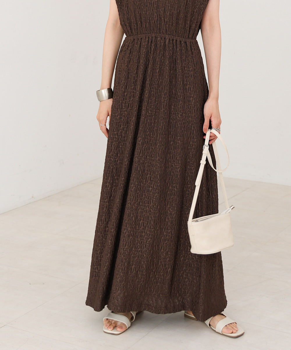 【選べる】【低身長向けサイズあり】前後2WAYウェーブ柄シュシュ付ワンピース・オールインワン