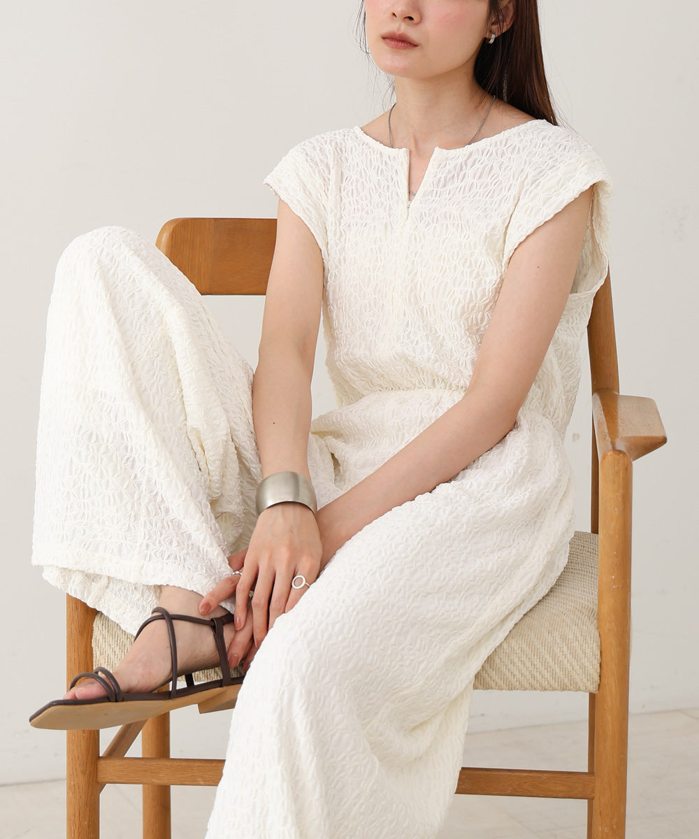 【選べる】【低身長向けサイズあり】前後2WAYウェーブ柄シュシュ付ワンピース・オールインワン