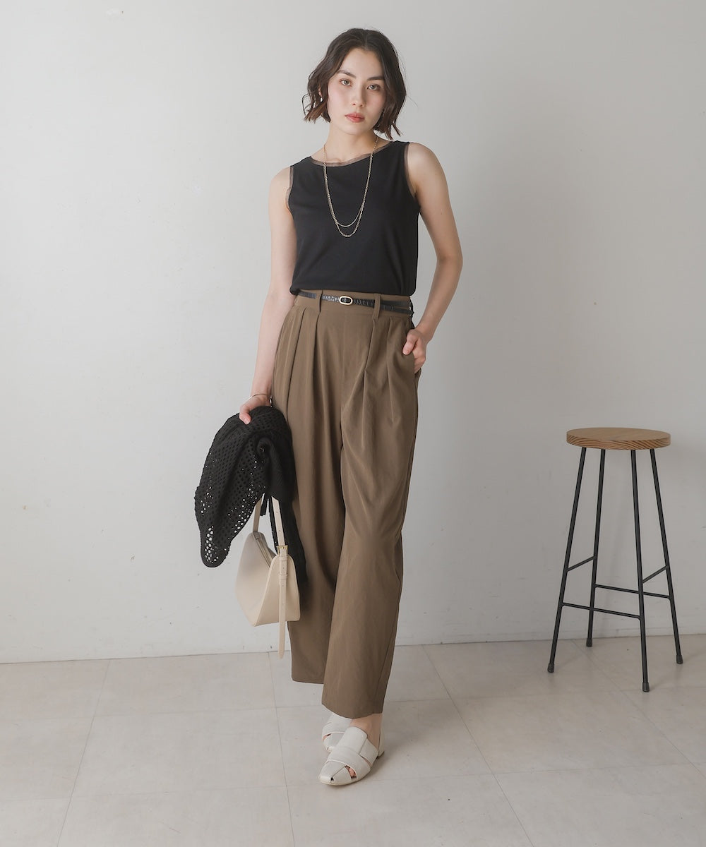 ストレッチテックコクーンパンツ