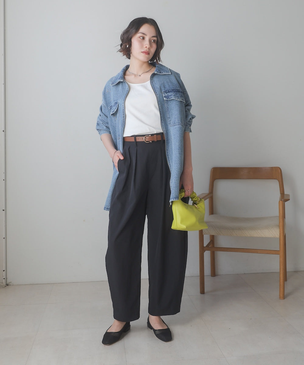 ストレッチテックコクーンパンツ