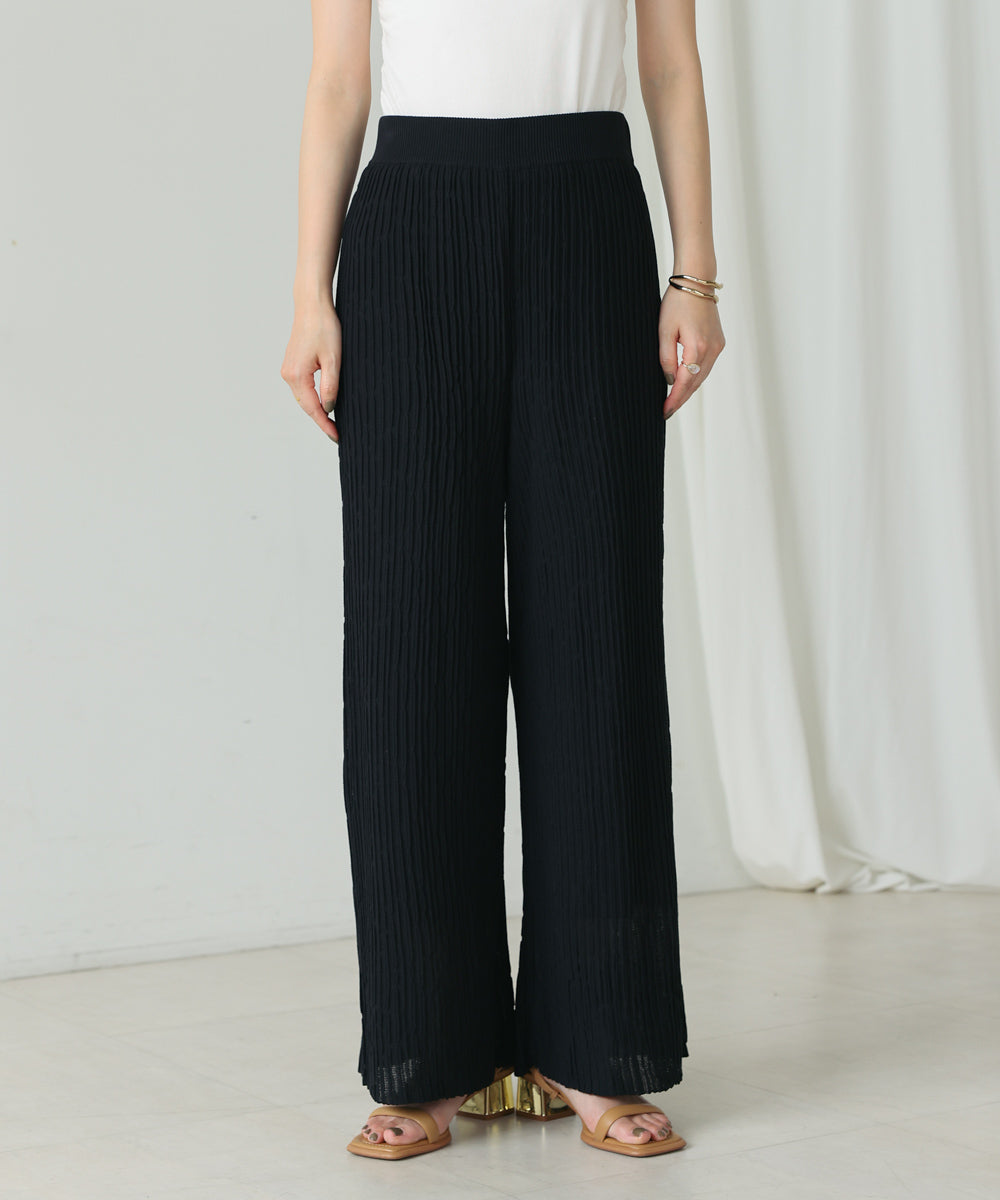 ウェービーメッシュニットパンツ