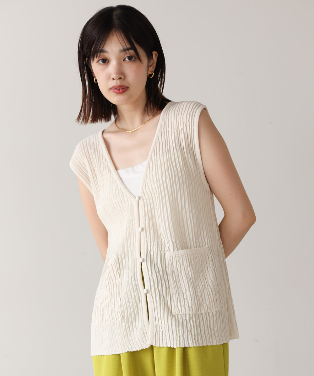 ウェービーメッシュニットベスト