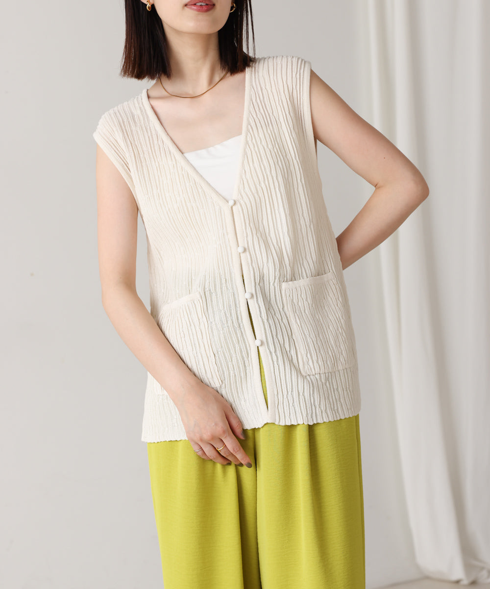 ウェービーメッシュニットベスト