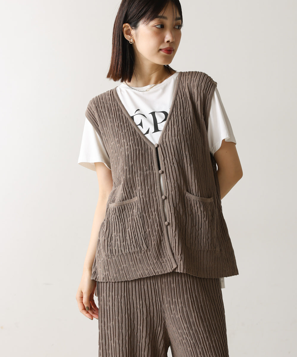 ウェービーメッシュニットベスト