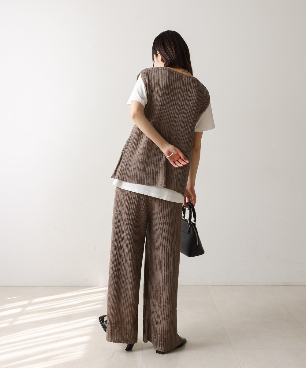 ウェービーメッシュニットベスト