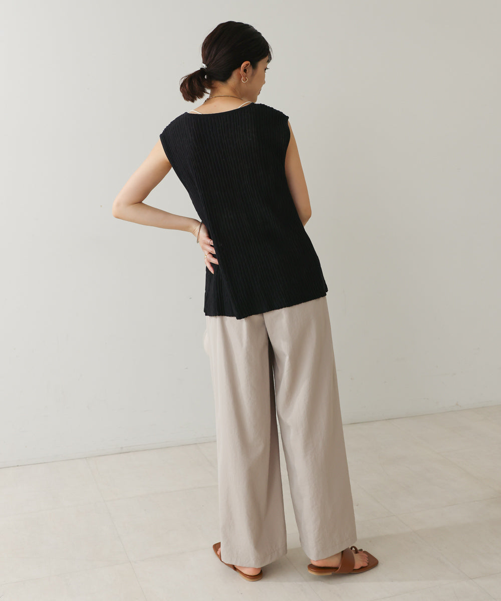 ウェービーメッシュニットベスト