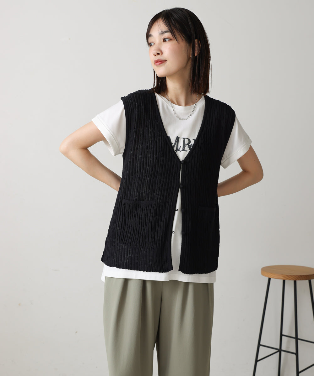 ウェービーメッシュニットベスト