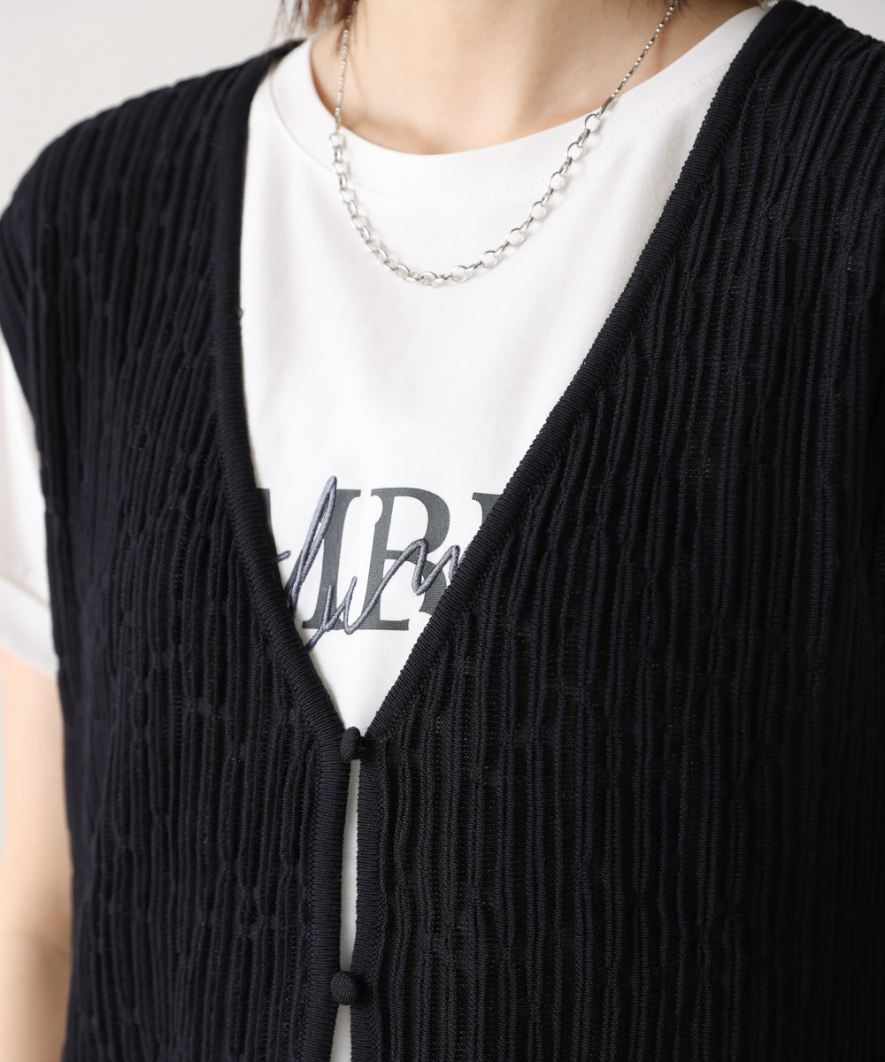 ウェービーメッシュニットベスト