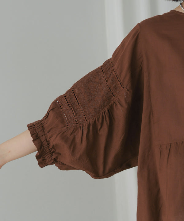 モスコットンエンブロイダリーブラウス