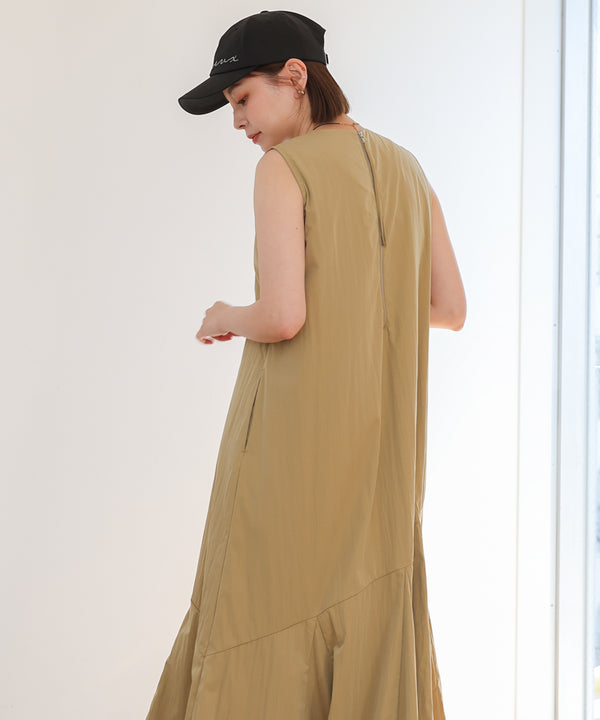 【MARIEコラボ】裾フレア切替ノースリーブワンピース