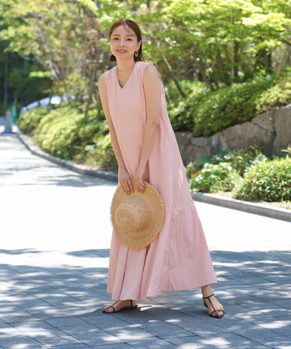 【MARIEコラボ】裾フレア切替ノースリーブワンピース
