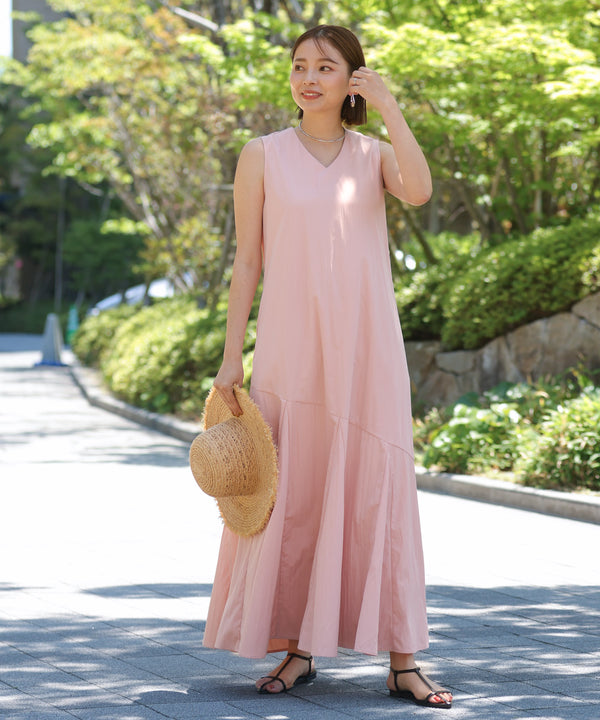 【MARIEコラボ】裾フレア切替ノースリーブワンピース