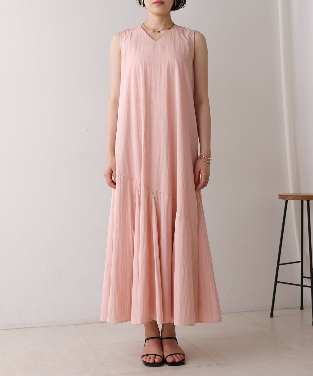 【MARIEコラボ】裾フレア切替ノースリーブワンピース