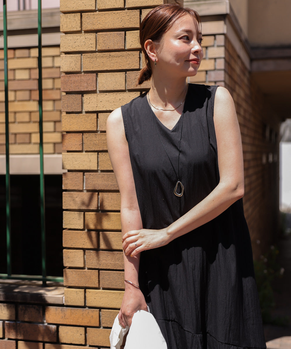 【MARIEコラボ】裾フレア切替ノースリーブワンピース