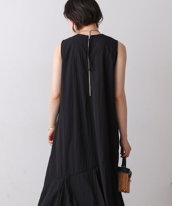 【MARIEコラボ】裾フレア切替ノースリーブワンピース