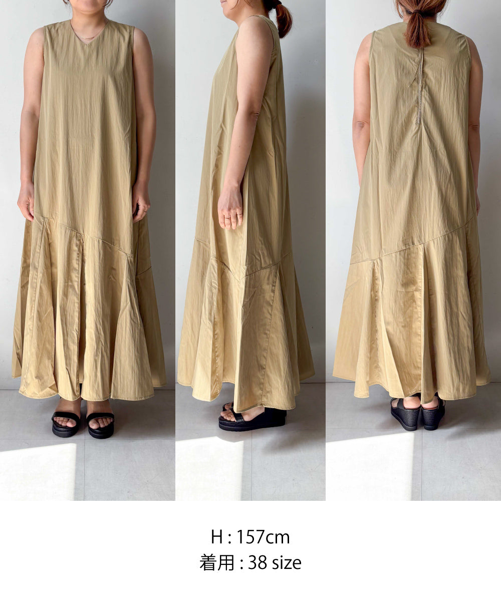 【MARIEコラボ】裾フレア切替ノースリーブワンピース