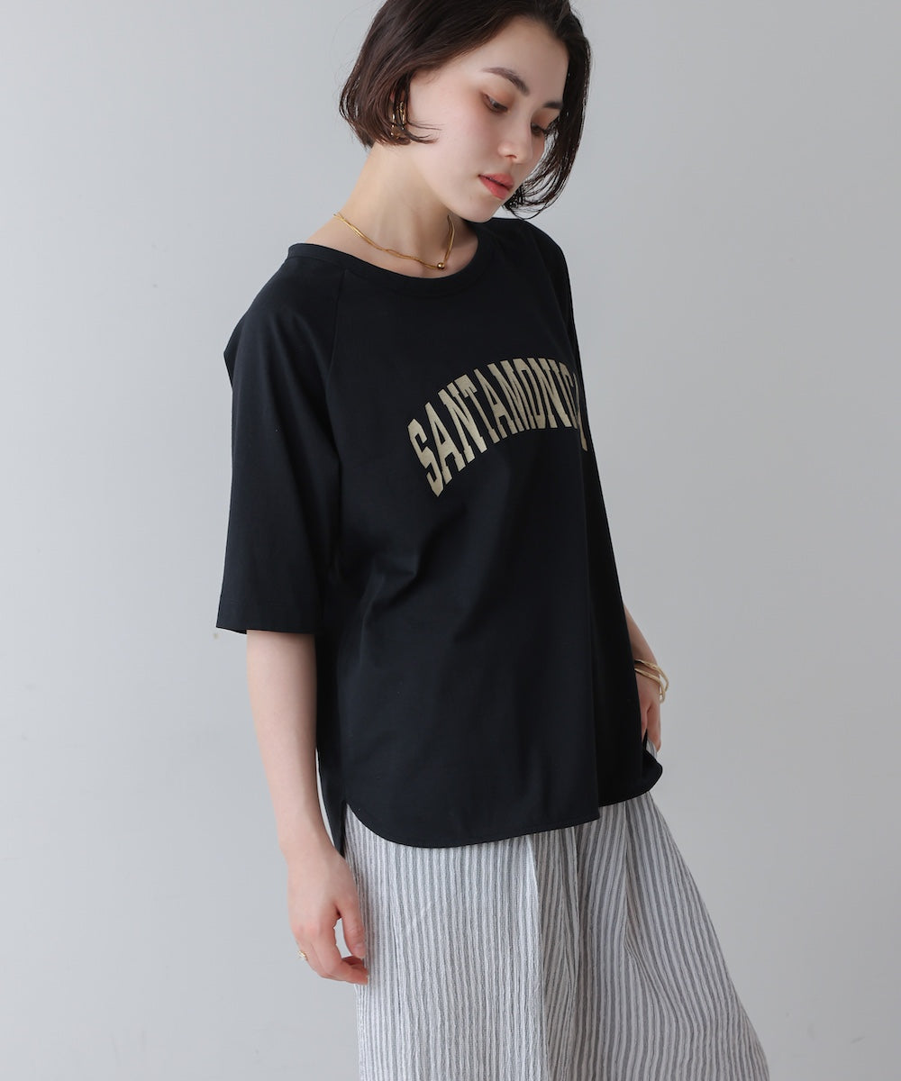 【WEB限定】リサイクルポリ天竺アーチロゴTee