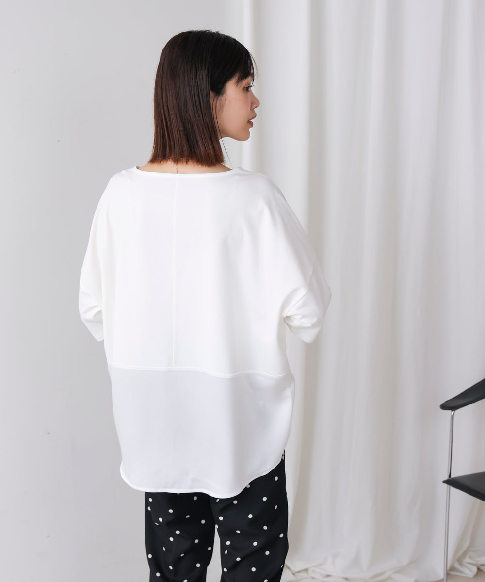 メタリック刺繍ロゴT