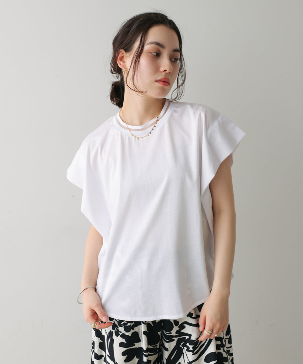 衿ラインプルオーバー