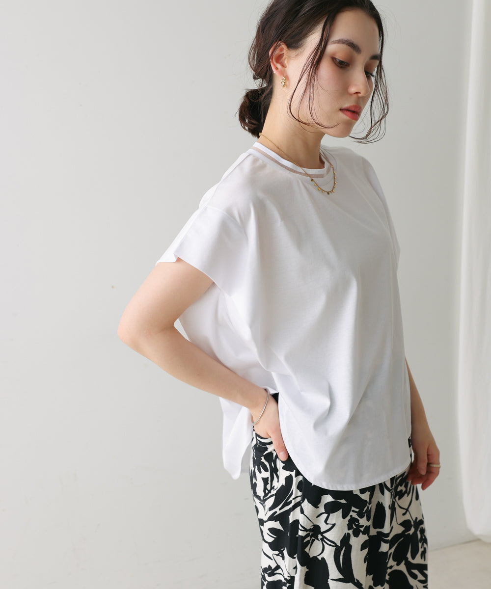 衿ラインプルオーバー