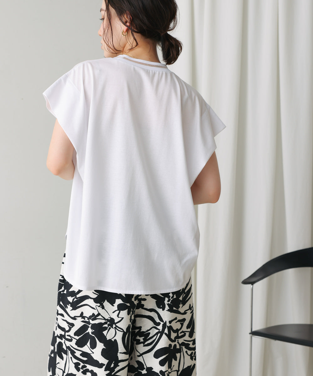 衿ラインプルオーバー