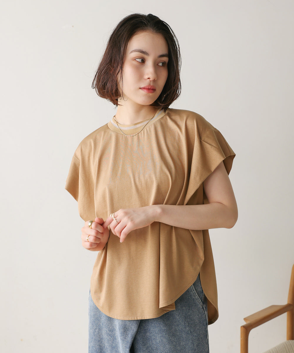 衿ラインプルオーバー