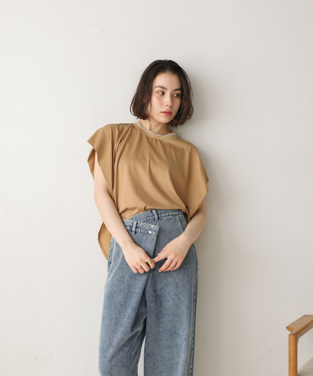 衿ラインプルオーバー