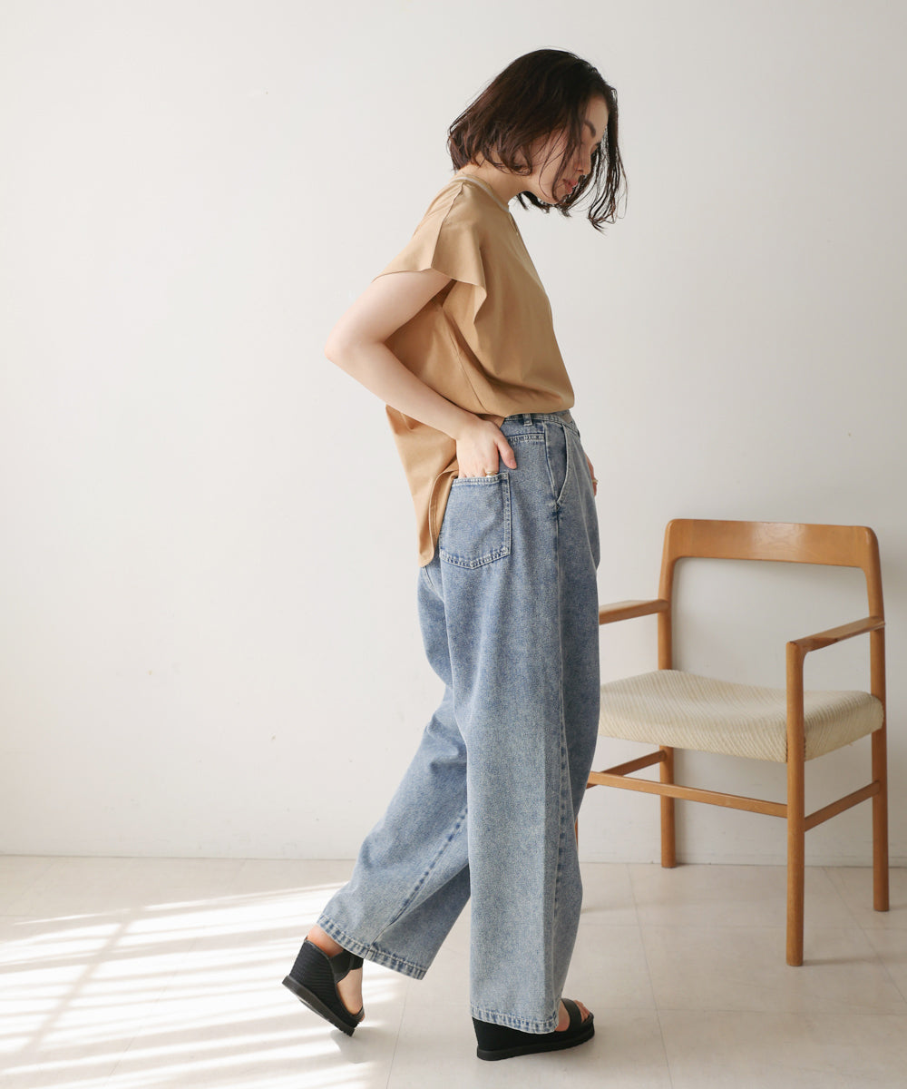 衿ラインプルオーバー