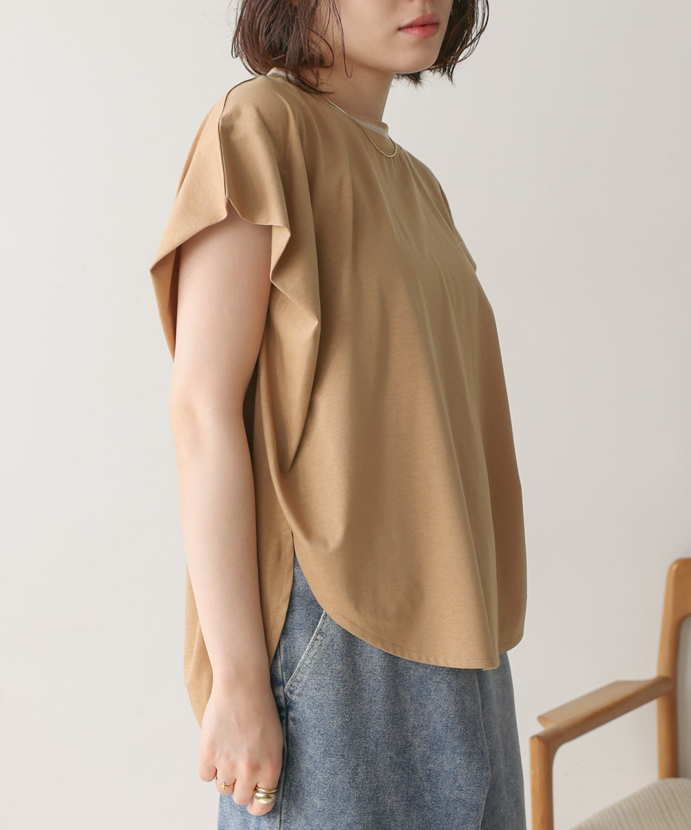 衿ラインプルオーバー