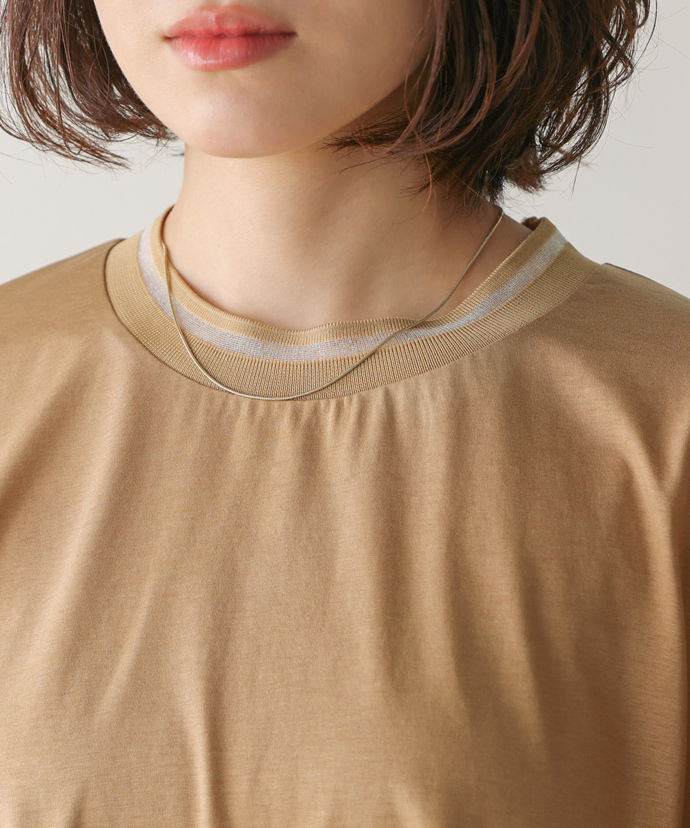 衿ラインプルオーバー