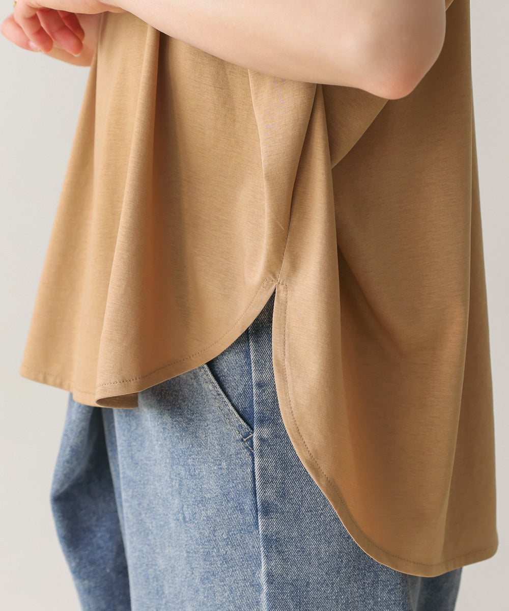 衿ラインプルオーバー