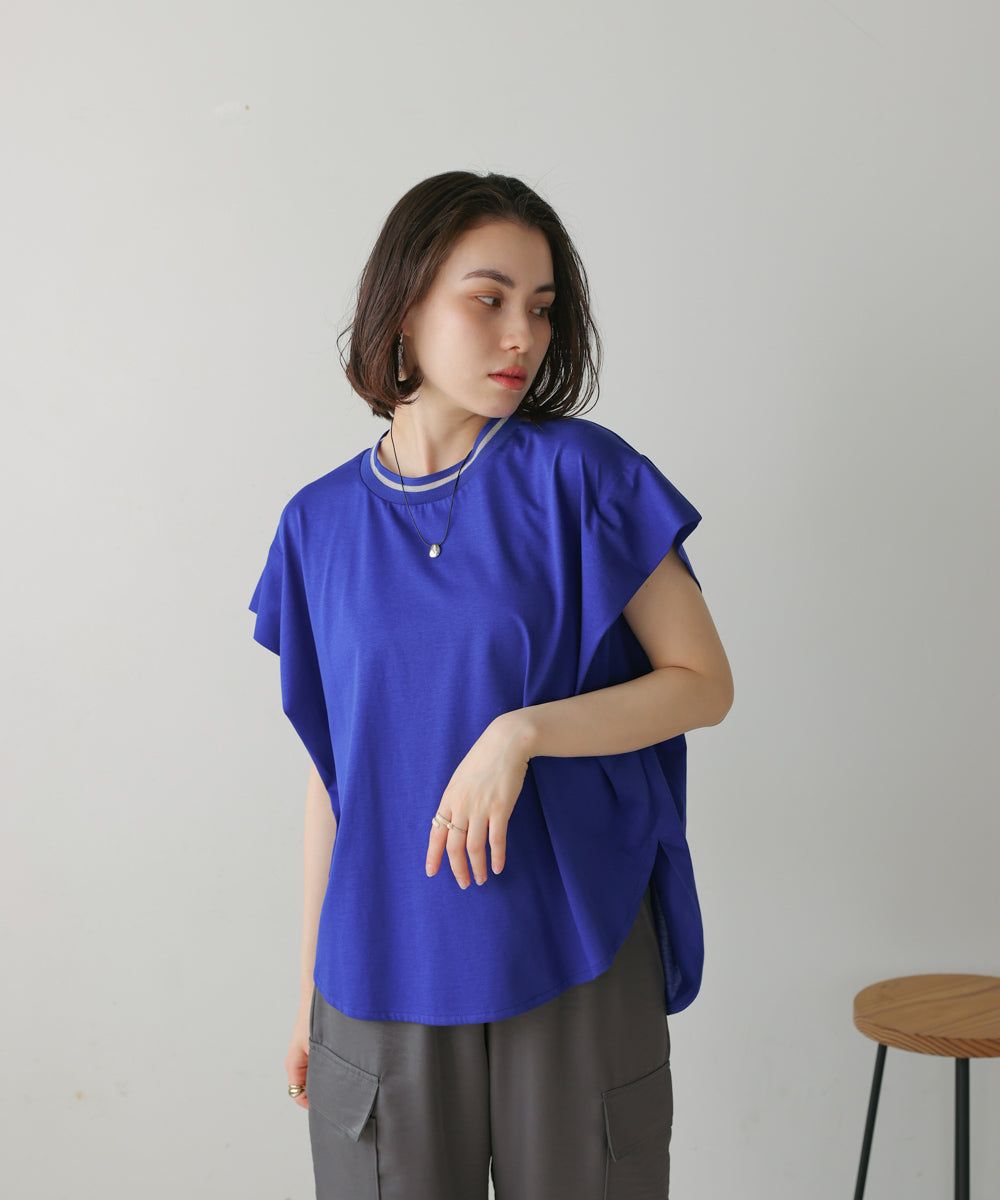 衿ラインプルオーバー