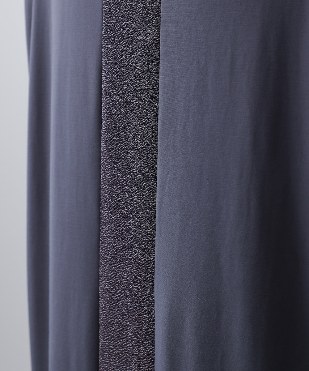 バックラメラインワンピース