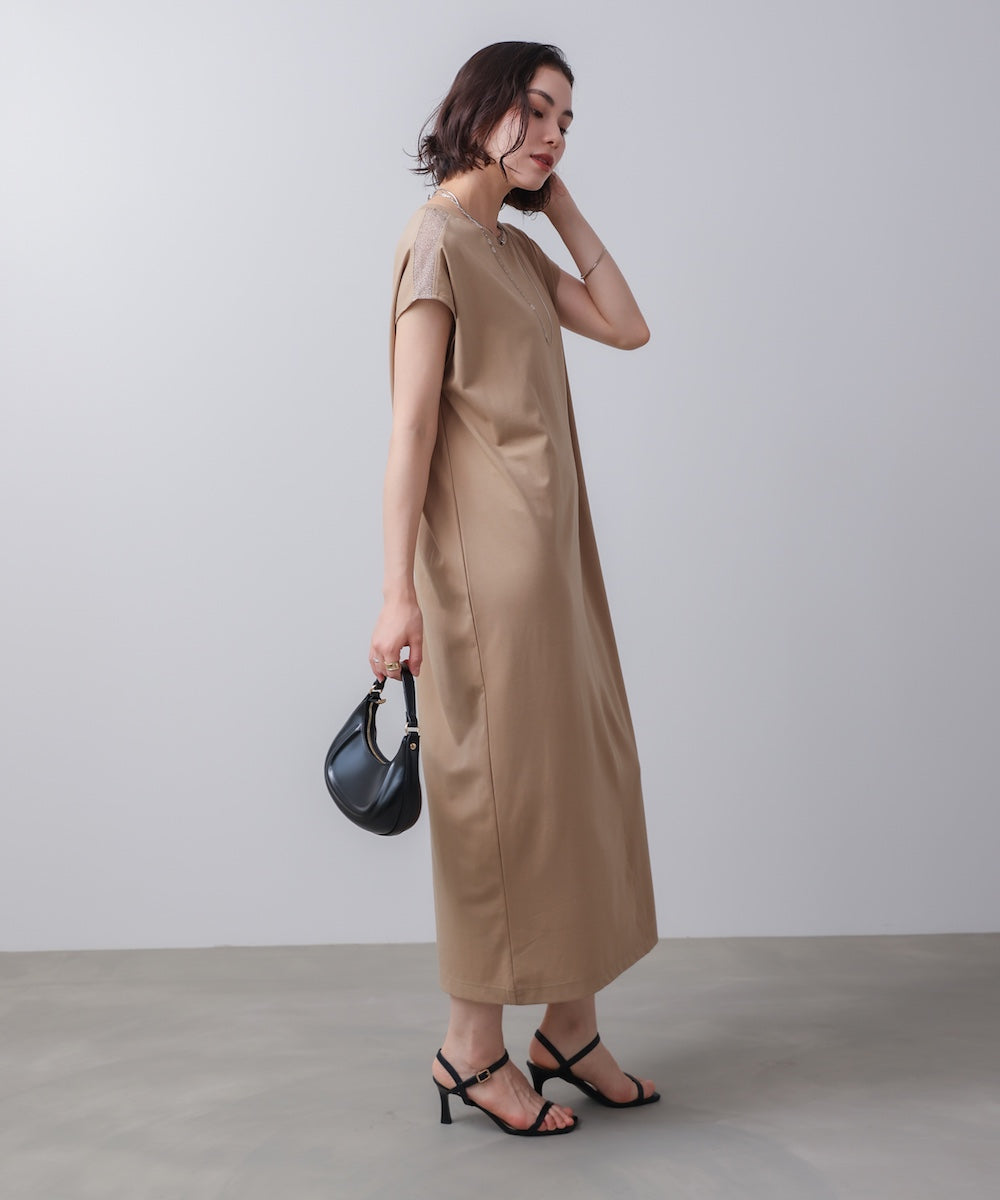 バックラメラインワンピース