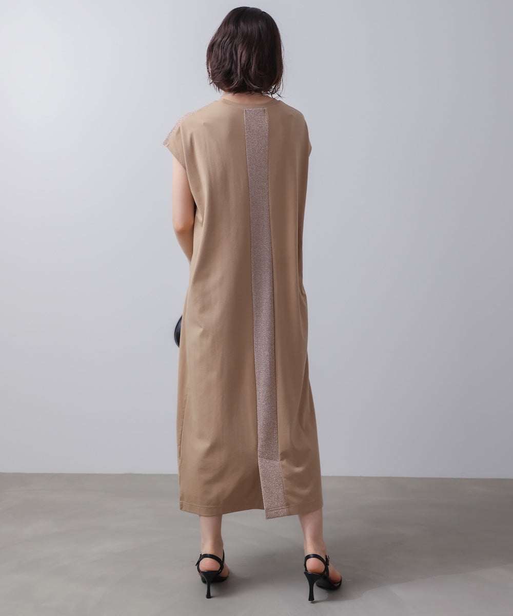 バックラメラインワンピース