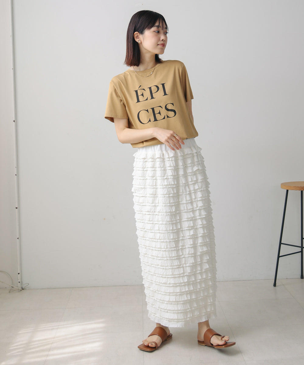 フリルカットソータイトスカート