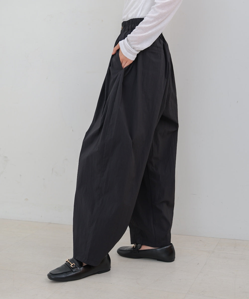 リラックスバルーンパンツ