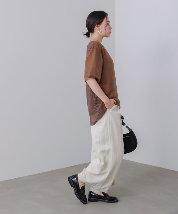 箔ロゴニットドッキングシアープルオーバー