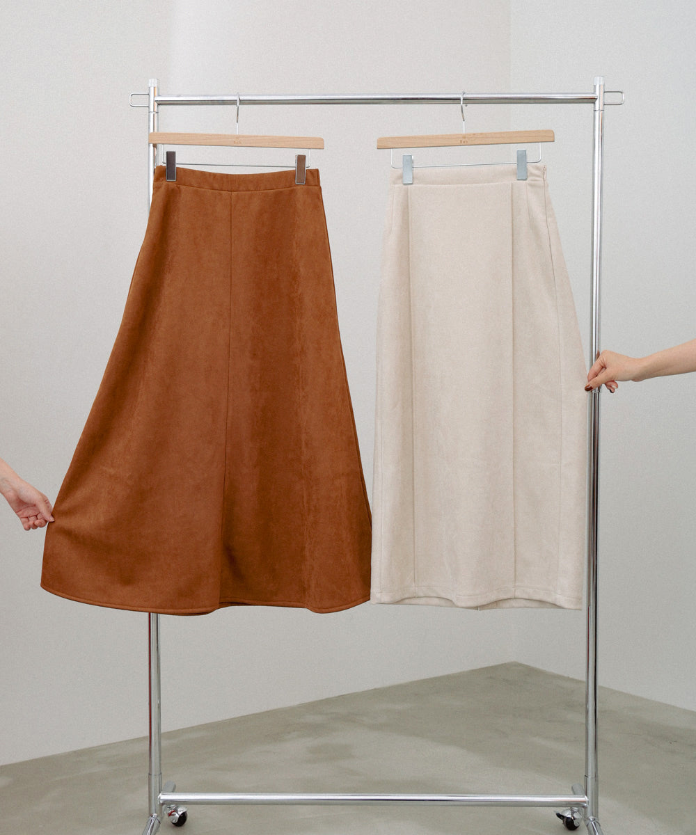 スウェードロングスカート